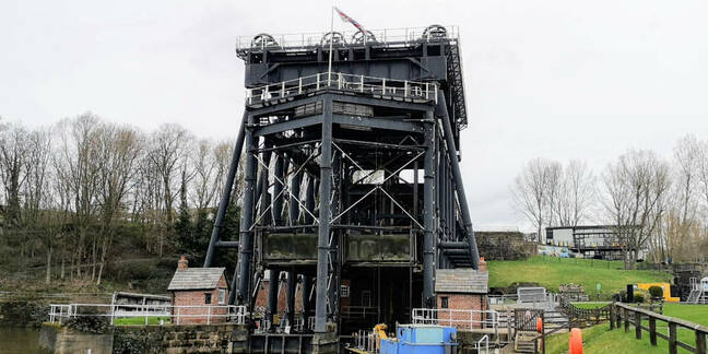 The ironwork at the front, including the 'prow' all dates back to the original 1875 structure